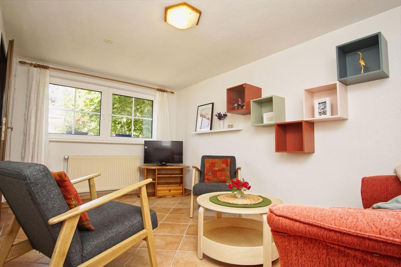 Zentral Aber Ruhig, Terrasse Mit Viel Gruen - Strandnahes Ferienhaus Luki Gohren Bagian luar foto